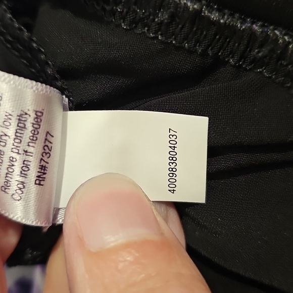 Jennifer Lopez Animal Print Flowy Top EUC Size Large - Picture 8 of 9